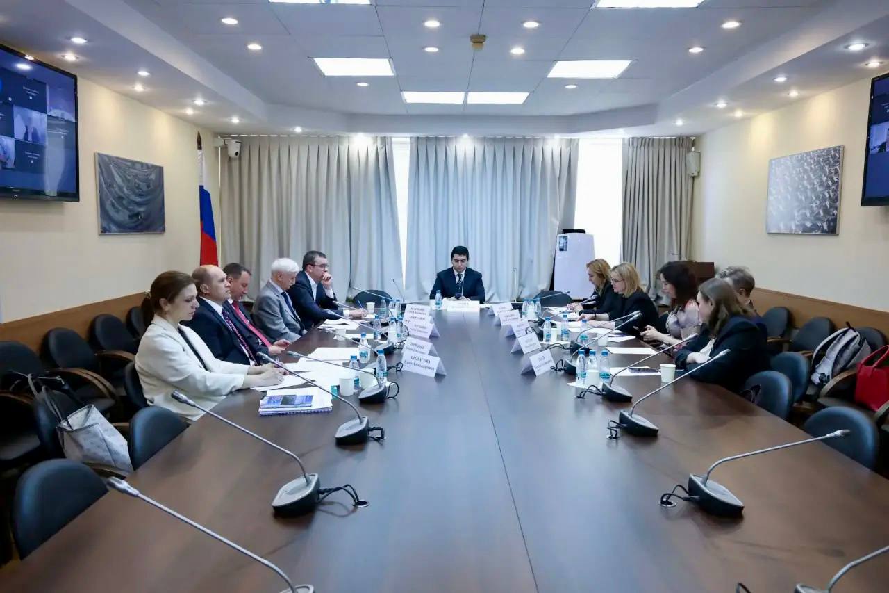 Проректор ДГУ выступил в Госдуме с инициативами по спасению каспийского тюленя