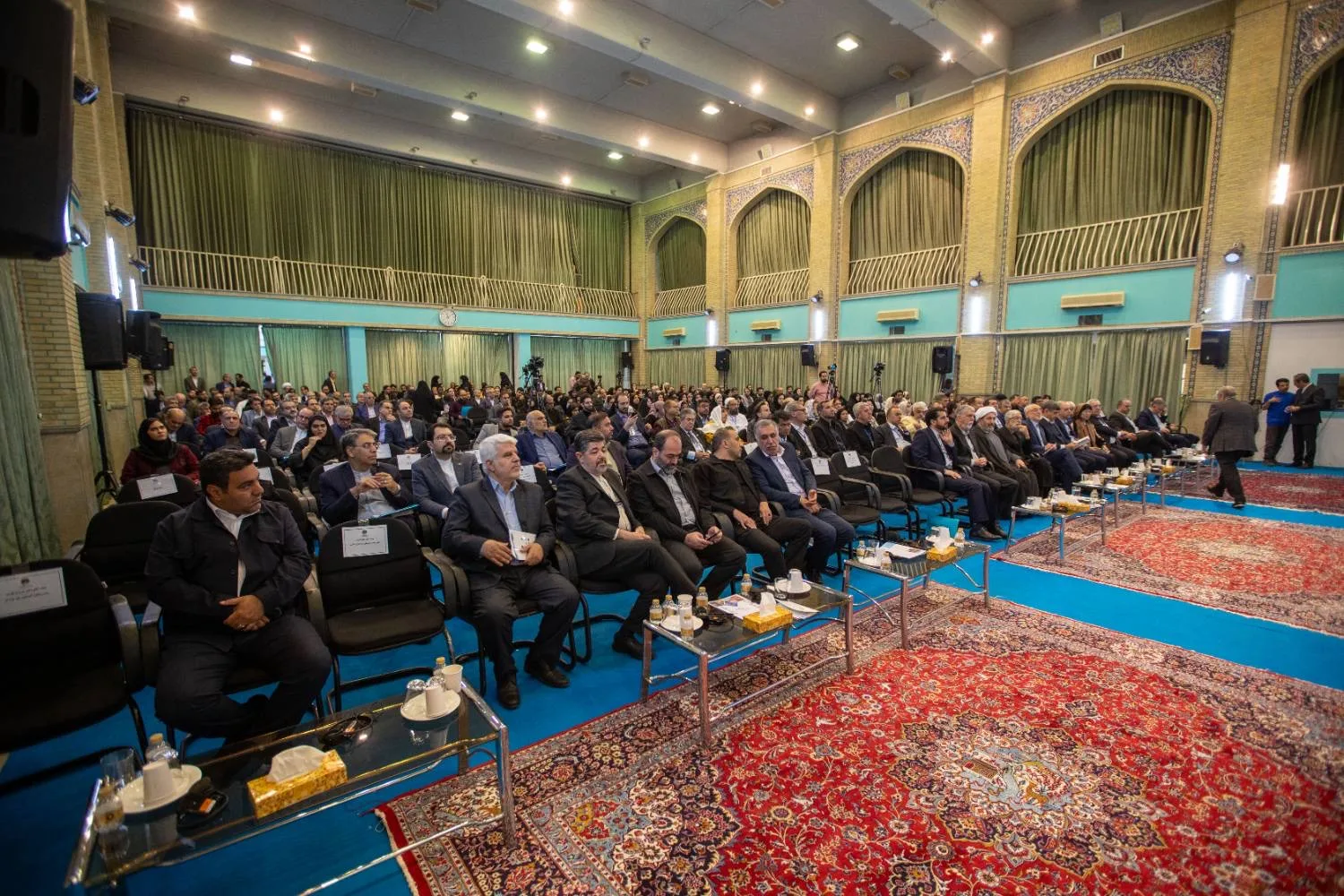 Преподаватели ДГУ на Международном конгрессе иранистов