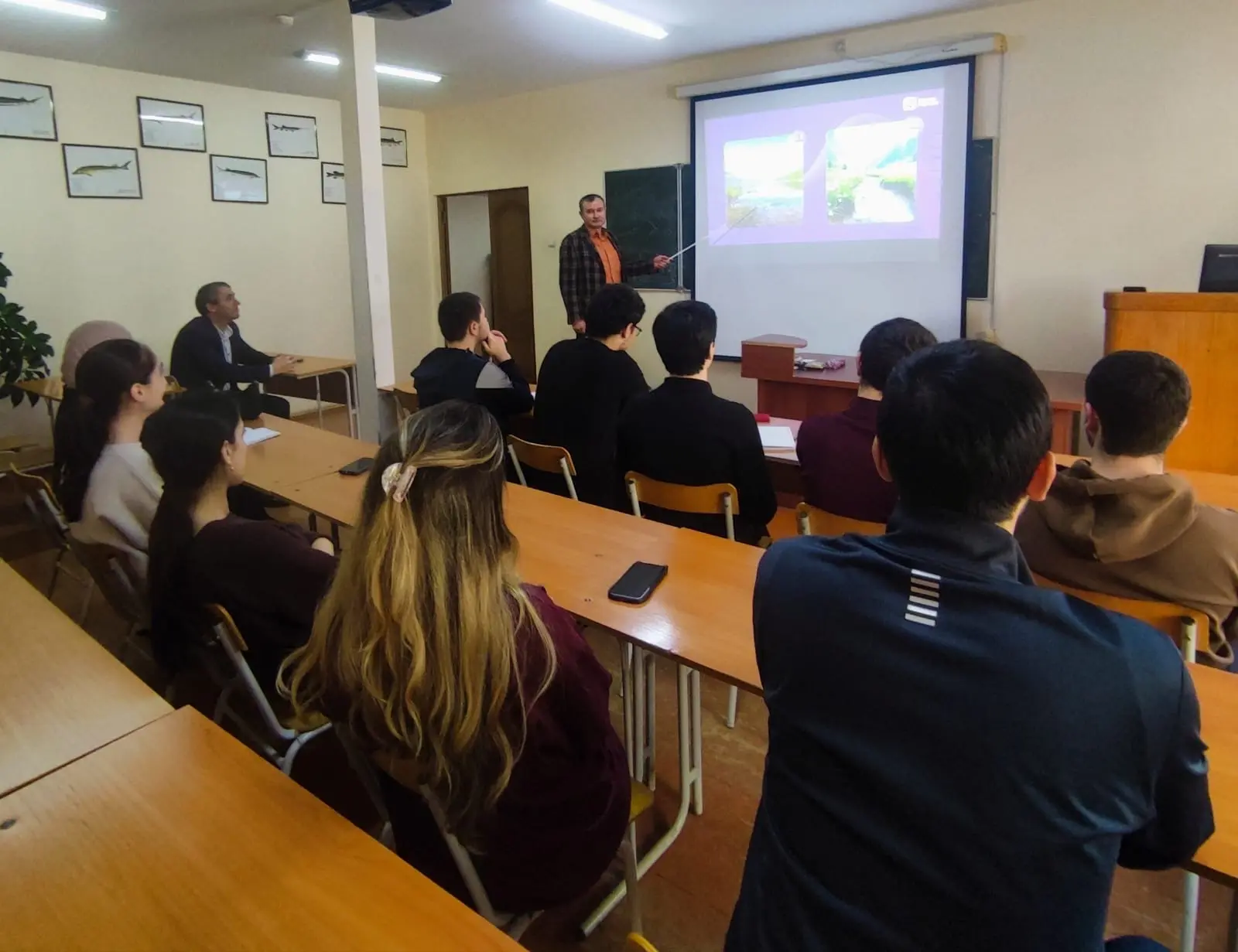 Российское общество «Знание» превратило науку в увлекательное путешествие для студентов Дагестана