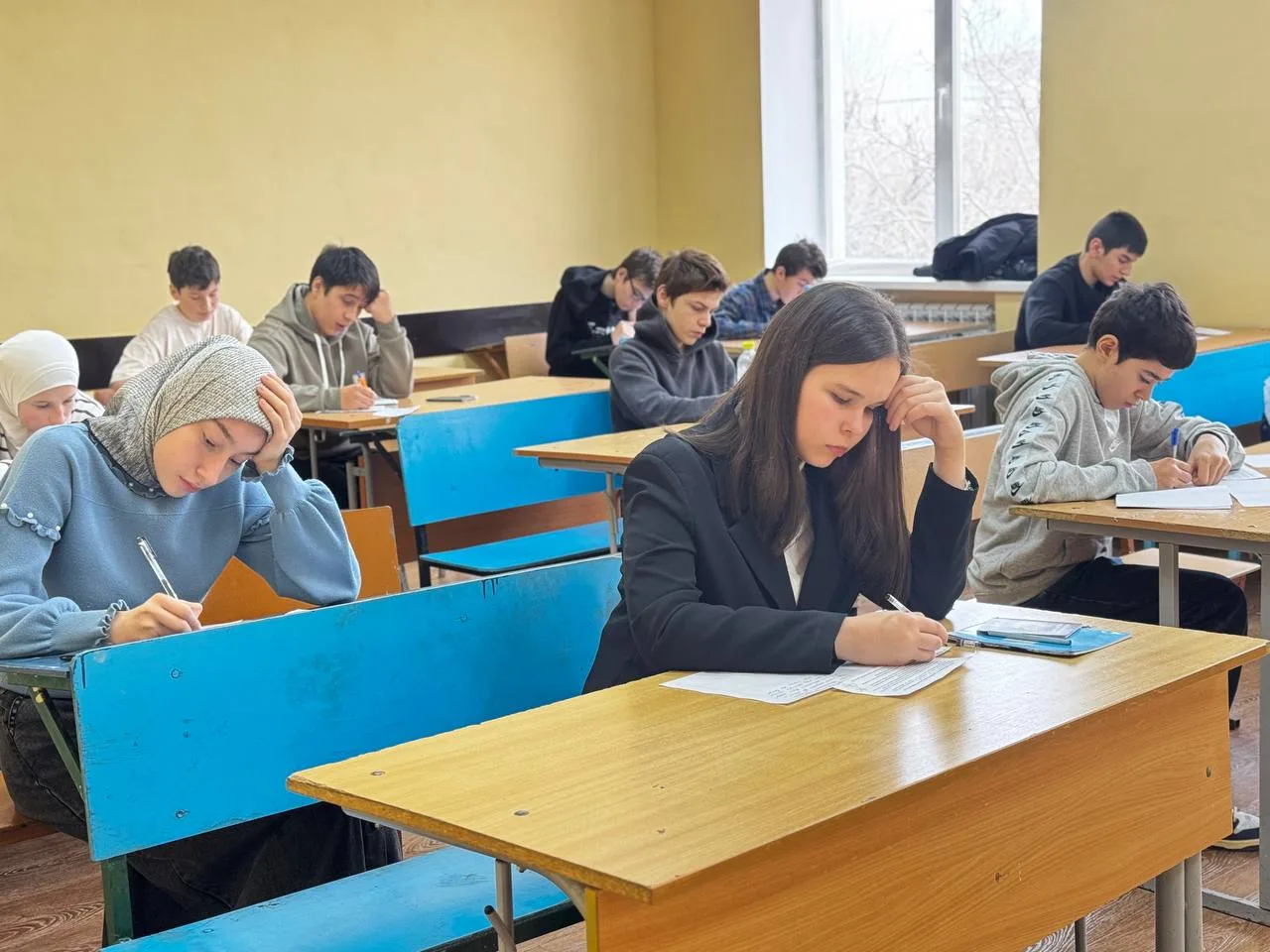 Школьники сразились за звание лучших математиков на олимпиаде «Пифагор» в ДГУ