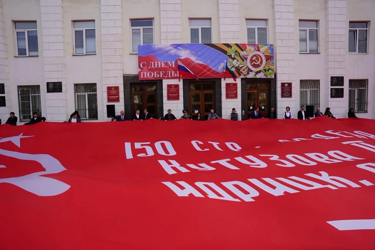 Память, объединяющая поколения: в ДГУ прошла акция «15 дней до Победы»