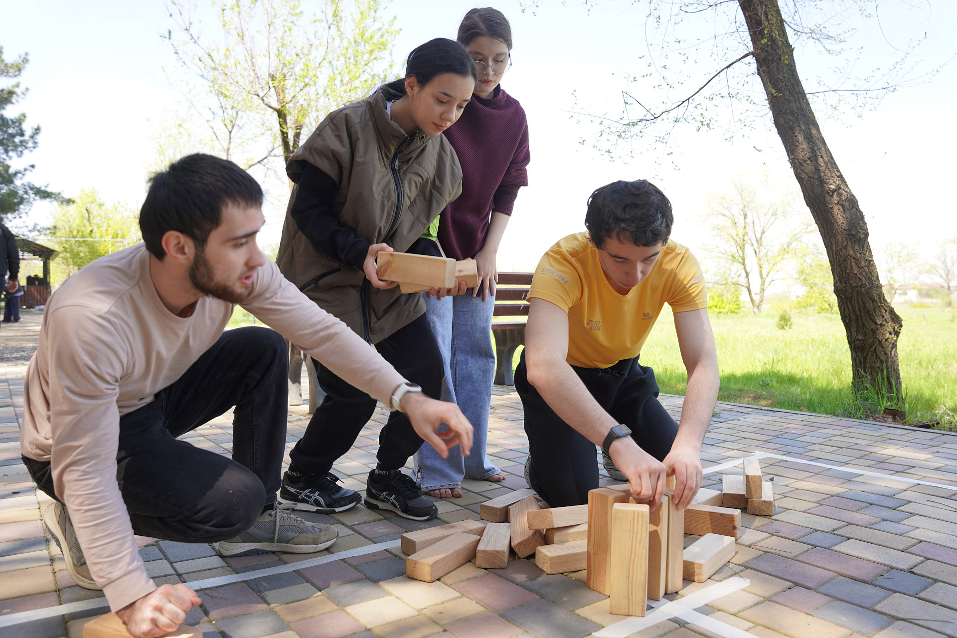 От идеи к проекту: в ДГУ прошёл Первый слёт научных волонтёров СКФО «Вместе с Победой!»