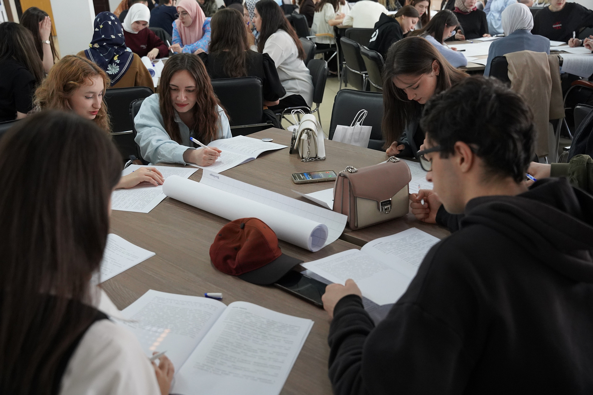 От идеи к проекту: в ДГУ прошёл Первый слёт научных волонтёров СКФО «Вместе с Победой!»