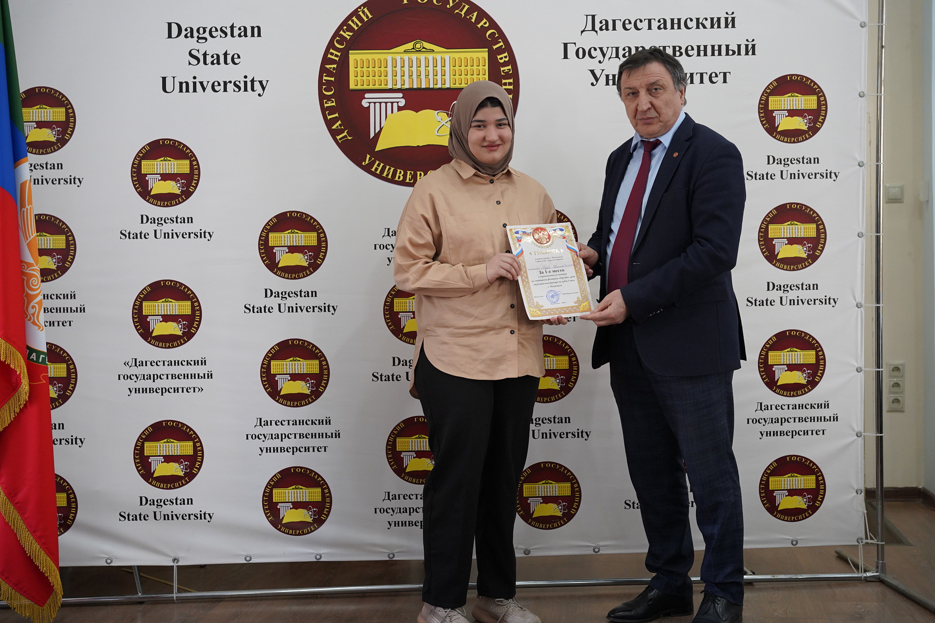 Иностранные студенты ФМО ДГУ блестяще выступили на фестивале «Дружба»