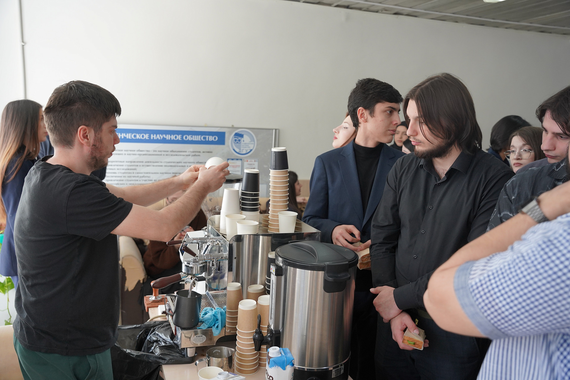 От идеи к проекту: в ДГУ прошёл Первый слёт научных волонтёров СКФО «Вместе с Победой!»