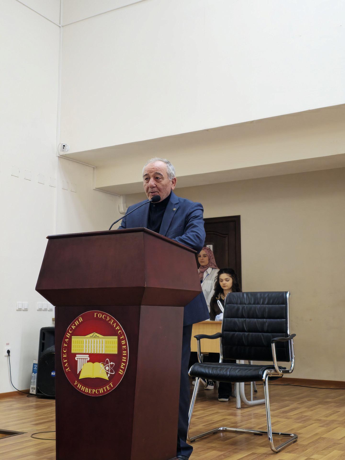 День открытых дверей прошел на факультете математики и компьютерных наук